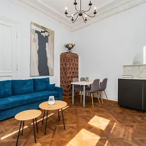 Nowogrodzka 44 By Homeprime Warszawa